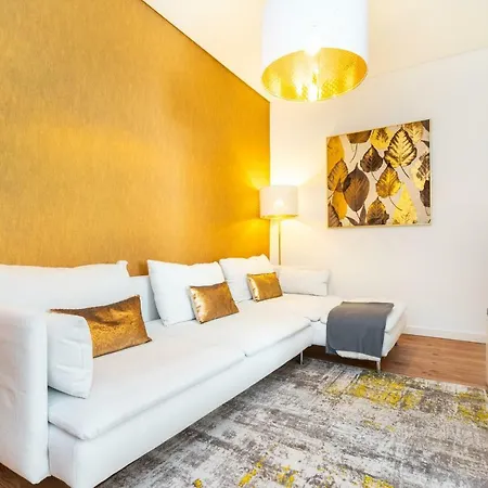 Whome | Golden Premium