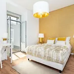 Whome | Golden Premium *